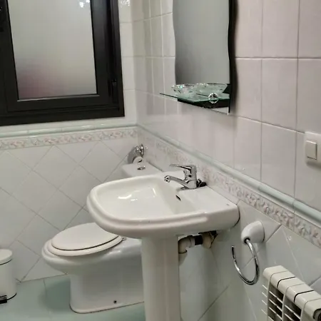 Rey Aurelio 2 Apartamento *