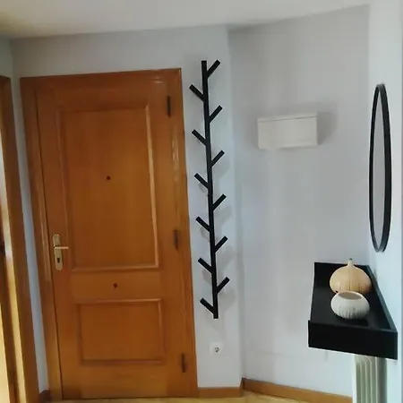 Vivienda Rey Aurelio 2 Apartman Onís
